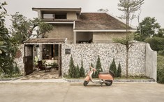 Nhà vườn truyền thống gợi ký ức dành cho vợ chồng lớn tuổi tại Huế