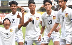 Bóng đá Lào tiếp tục gây sốc, ép Malaysia gặp 'ông kẹ' Việt Nam