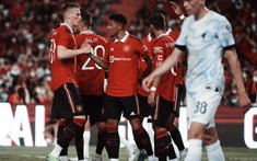 Man Utd hủy diệt Liverpool trên đất Thái Lan