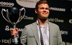 'Vua cờ' Magnus Carlsen tuyên bố 'thoái vị'