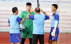 Lại mắc sai lầm, Bùi Tiến Dũng mất điểm trầm trọng trong mắt HLV Park Hang Seo