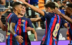 Bản hợp đồng  không ngừng tỏa sáng, Xavi biểu cảm cực khó tin