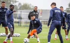 khi ngày khởi tranh Ligue 2 cận kề