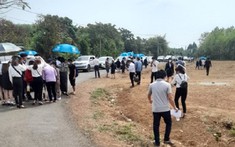Chuyến xe “bão táp” và những cạm bẫy chực chờ người mua đất nền vùng ven