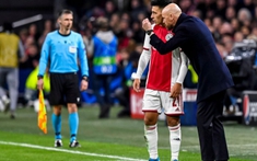 Erik ten Hag  những