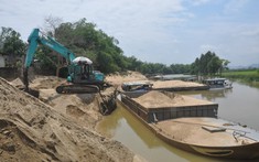 “Siết chặt” hoạt động khai thác vật liệu cát san lấp, cát xây dựng