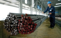 Một doanh nghiệp thép lỗ hàng chục tỷ đồng vì “đánh chứng”