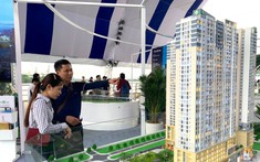 Lo lãi suất tăng, người mua nhà chùn bước?