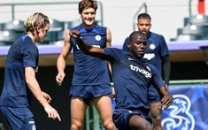 'Mãnh thú' Koulibaly sở hữu , Chelsea yên trí vô địch