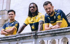 trong danh sách BHL Pau lựa chọn cho vòng 1 Ligue 2