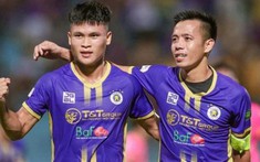 Văn Quyết tỏa sáng giúp Hà Nội leo lên đỉnh của BXH V-League