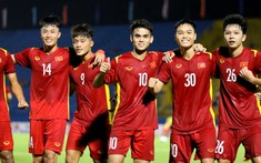 Việt Nam 'lội ngược dòng' trước Malaysia vào chung kết giải quốc tế