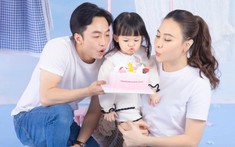 Vẻ đáng yêu của ái nữ 2 tuổi nhà Cường Đô La, đôi mắt to tròn chuẩn 'nàng thơ' đây rồi