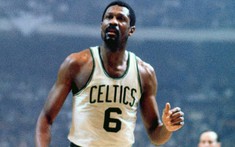 Tri ân nhà vô địch vĩ đại nhất, NBA treo vĩnh viễn một số áo