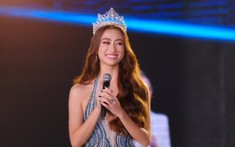 Hoa hậu Lương Thùy Linh lộng lẫy tựa nữ hoàng, nghẹn ngào nước mắt sải bước chia tay nhiệm kỳ