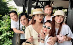 Lộ khoảnh khắc 'tình bể bình' của Đình Tú cùng Huyền Lizzie, phải chăng phim giả tình thật?