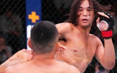 Tay đấm Mỹ tung cú 'vô ảnh cước' khiến đối thủ knock-out ngay lập tức