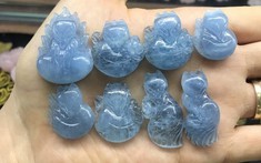 Đá Aquamarine xanh biển hợp với cung mệnh nào?