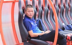 HLV Chu Đình Nghiêm nêu ra quan điểm cực gắt khi 'đá bóng không có khán giả'