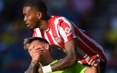 Mikel Arteta đã  về Lisandro Martinez