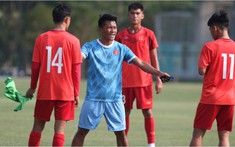 ĐT Việt Nam tập bài lạ để đua tốc độ với Phililippines