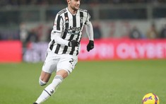 Romano hé lộ 2 thương vụ của Man United sau Rabiot