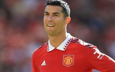 Ronaldo chốt  rời MU, tìm bến đỗ mới