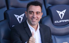 Trong vòng 5 năm tới, Xavi sẽ giúp tuyến giữa Barca vĩ đại hơn nhờ hành động này