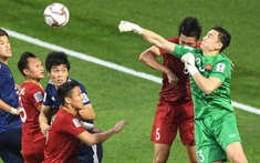 Văn Lâm úp mở trở về Việt Nam,