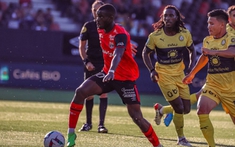 Xem Quang Hải ra mắt Ligue 2 ngày Pau FC thua thảm,