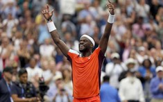 'Con người gác cổng' đi vào lịch sử của người Mỹ ở US Open