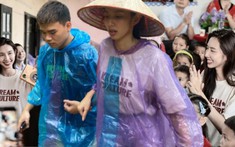Sau khi được minh oan, hoa hậu Thùy Tiên ''vượt núi', 'dầm mưa' làm thiện nguyện tại vùng cao