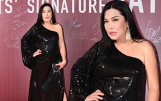 Cindy Thái Tài diện váy đen tuyền nhưng cực 'hút sáng', nổi bần bật trên thảm đỏ 'Hạnh phúc máu'