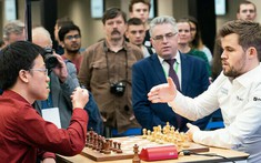 Lê Quang Liêm thúc thủ lần thứ 12 trước 'Vua cờ' Carlsen