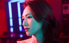 Phương Anh Đào lột xác làm gái hư, 'nóng từng milimet' bên trai trẻ kém tuổi