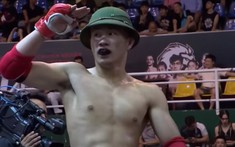 VIDEO: Võ sĩ 'mũ cối' cực kì uy tín hạ đối thủ cực kì chóng vánh