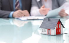 Áp lực tài chính, cô nàng 9X phải bán gấp nhà để trả nợ
