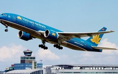 Cổ phiếu Vietnam Airlines đối diện nguy cơ bị hủy niêm yết