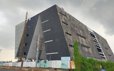 Cận cảnh nhà hát "nghìn tỷ" ở Thủ Thiêm phải tạm dừng