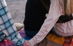 Nóng: Nghiên cứu mới phát hiện thói ngoại tình có thể lây từ người này sang người khác