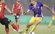 VIDEO: Hà Nội FC đánh tennis, Đoàn Văn Hậu lập siêu phẩm kinh điển