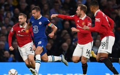 Man Utd 'chết hụt' trước kình địch Chelsea