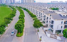 Hà Nội: Biệt thự giảm giá, người mua vẫn thận trọng