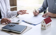 Môi Giới Nhà Đất Làm Gì Khi Gặp Khách Hàng "Khó Tính"?