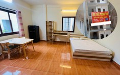 Sinh viên đỏ mắt tìm phòng trọ tại TPHCM
