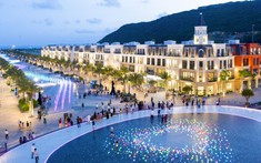 Đến Bizhouse Canal District Khám Phá "Vương Quốc Không Ngủ"