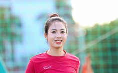 'Rụng tim' với nhan sắc tuyệt đỉnh của hot girl số 1 bóng đá Việt Nam