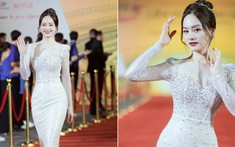 Lan Phương hóa công chúa, khoe trình tiếng Anh 'cực sang' tại LHP Quốc tế Hà Nội 2022