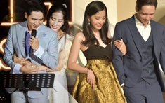 Bạch Công Khanh bị khán giả 'bắt lấy cái tay', tình tứ ra sao mà liên tục được 'đẩy thuyền' cùng Nam Em