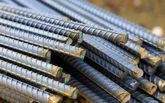 Nhu cầu hạn chế, giá thép xây dựng sẽ còn giảm